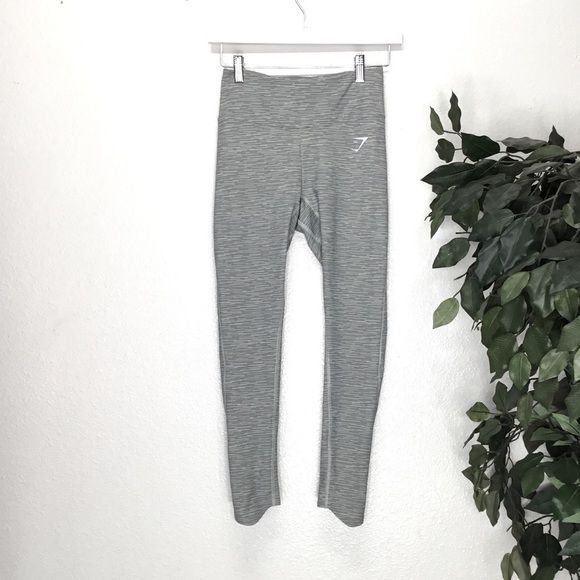 GymShark Grey Striped Workout Leggings - Picture 1 of 7